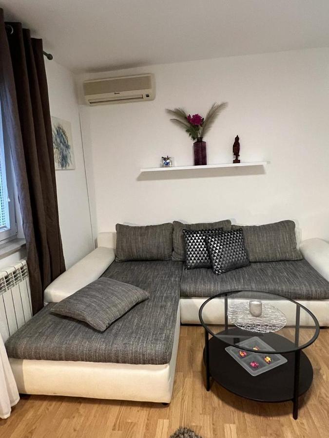 Apartman Lara Zagreb Buitenkant foto
